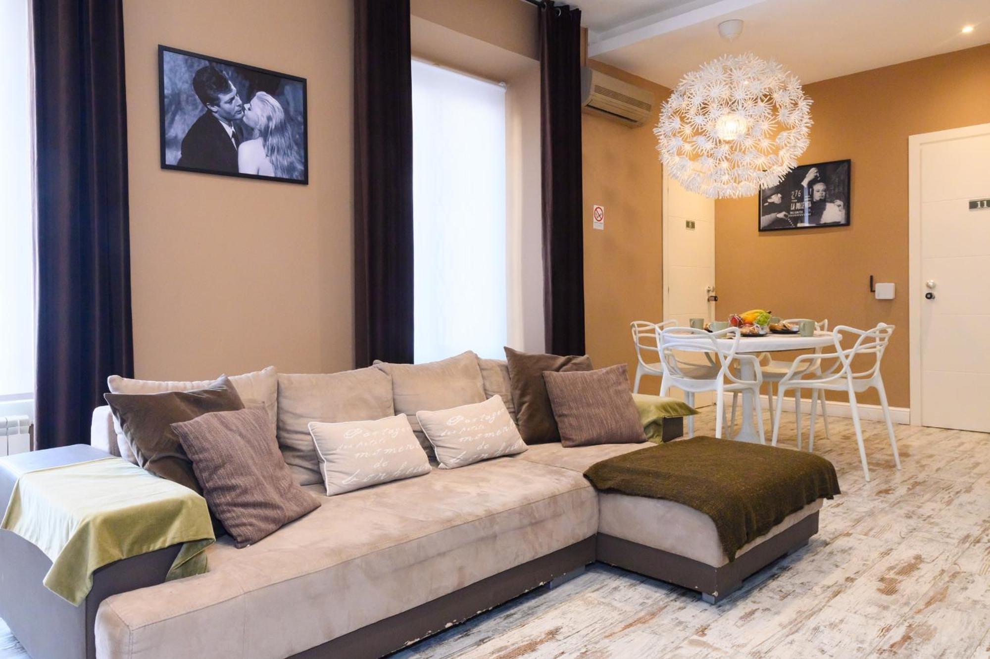 A-Rome Suite Luaran gambar