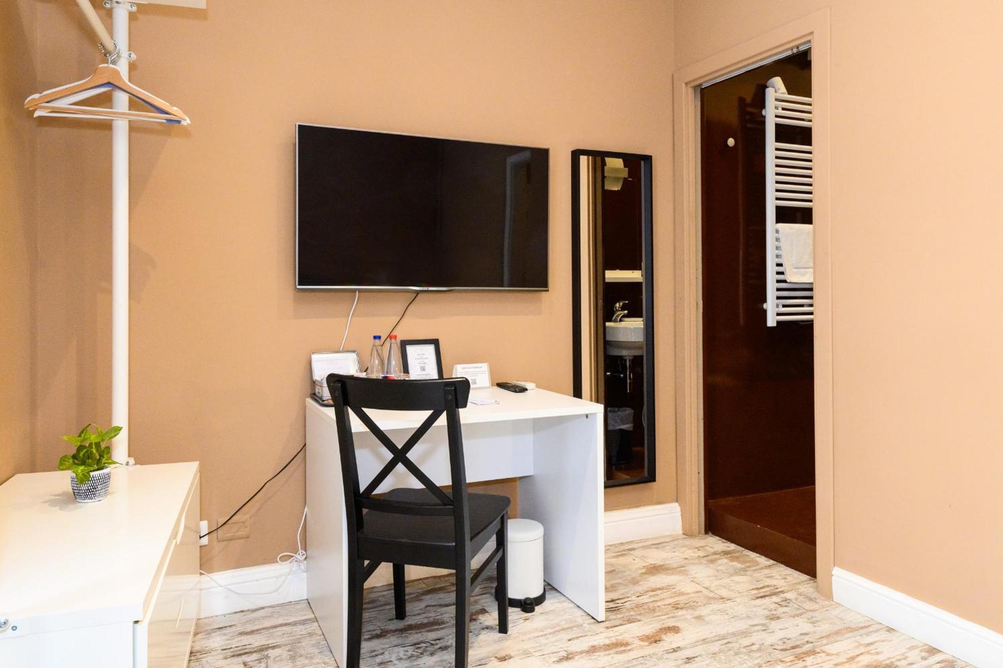 A-Rome Suite Luaran gambar